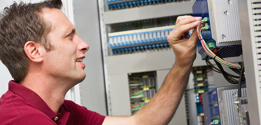Offshore and Petroleum Facility Electrician in Westerville