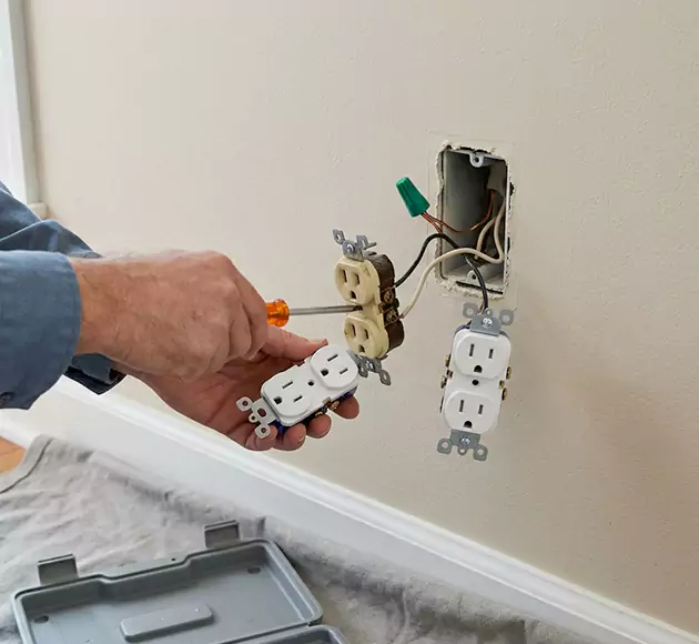 Professional Outlet Replacement: Your Local Swap-Out Team in Westerville, OH